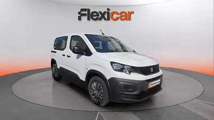 Usado Peugeot Rifter Active 110 CV (80 kW) 2023 Monovolumen