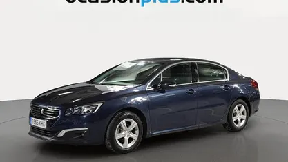 Usado Peugeot 508 Active 120 CV (88 kW) 2018 Azul Berlina