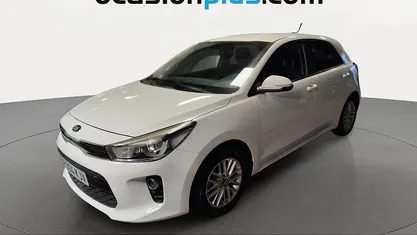 Usado Kia Rio 90 CV (66 kW) 2018 Blanco Utilitario