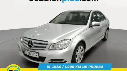 Usado Mercedes C180 Edition 156 CV (114 kW) 2011 Plateado Berlina
