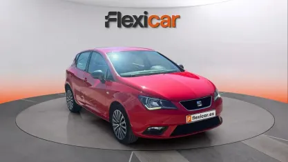 Usado Seat Ibiza CONNECT 90 HP (66 kW) 2016 Vermelho Sedan