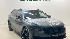 Gris / plata Usado 2025 Skoda Superb SportLine Familiar | 46.900 €