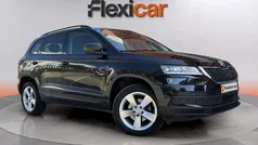 Negro Usado 2021 Skoda Karoq Ambition SUV | 21.390 € (Precio justo)
