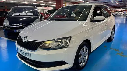 Usado Skoda Fabia Active 75 CV (55 kW) 2017 Berlina