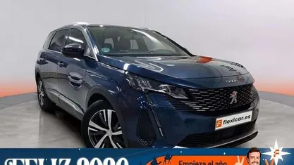 Usado 2023 Peugeot 5008 Allure SUV | 23.190 € (Precio justo)