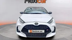 Usado 2023 Toyota Yaris Hybrid Plus Berlina | 19.990 € (Precio justo)