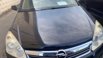 Usado Opel Astra Edition 110 CV (80 kW) 2009