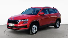 Rojo Usado 2023 Skoda Karoq Ambition SUV | 20.182 € (Super precio)
