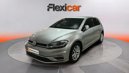 Usado VW Golf VII Advance 116 CV (85 kW) 2019 Gris Berlina
