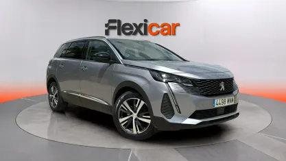 Usado Peugeot 5008 Allure 131 CV (96 kW) 2024 Gris SUV