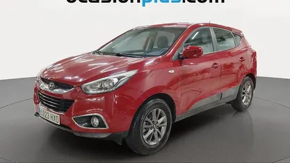 Käytetty Hyundai ix35 135 HP (99 kW) 2014 Punainen Katumaasturi
