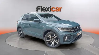 Usado VW T-Roc R-line 150 CV (110 kW) 2023 Azul SUV