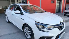 Blanco Usado 2019 Renault Mégane IV Business | 10.500 € (Precio justo)
