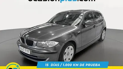 Usado BMW 116 122 CV (89 kW) 2007 Gris Utilitario