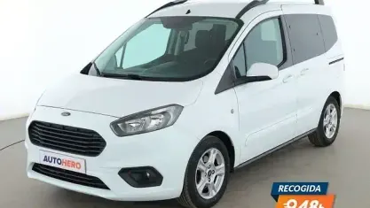 Usado Ford Tourneo Courier Trend 100 CV (73 kW) 2019 Blanco Monovolumen