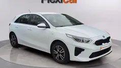 Blanco Usado 2018 Kia Ceed Plus Berlina | 11.690 € (Buen precio)