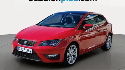 Occasion Seat Leon FR 150 PK (110 kW) 2016 Rood Hatchback