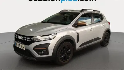 Usado Dacia Sandero Extreme 110 CV (80 kW) 2023 Gris Utilitario