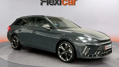 Azul Usado 2025 Cupra Leon Familiar | 27.790 € (Precio justo)