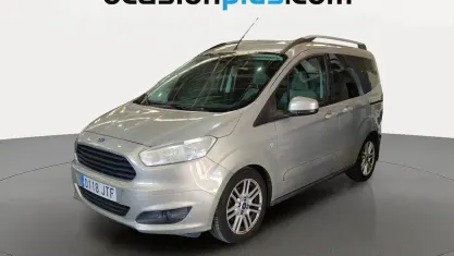 Usado Ford Tourneo Courier Titanium 95 HP (69 kW) 2016 Cinzento Monovolume
