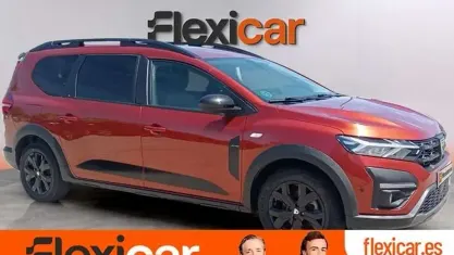 Usado Dacia Jogger Extreme 110 CV (80 kW) 2022 Rojo Monovolumen
