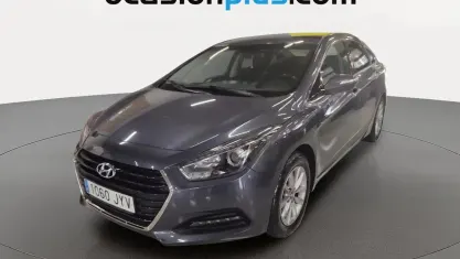 Usado Hyundai i40 116 CV (85 kW) 2017 Gris Berlina
