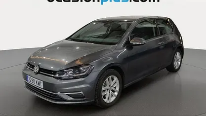 Usado VW Golf VII Advance 125 CV (91 kW) 2018 Gris Utilitario