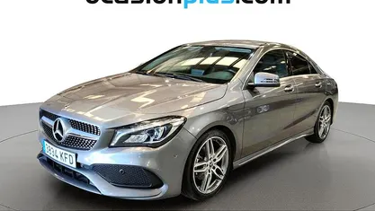 Usado Mercedes CLA200 AMG 136 CV (100 kW) 2017 Gris Berlina
