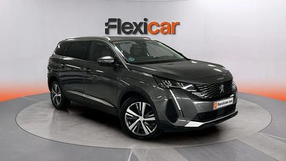 Usado Peugeot 5008 Allure 131 CV (96 kW) 2021 Blanco SUV