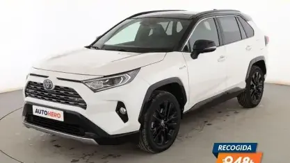 Usado Toyota RAV4 Hybrid Style 218 CV (160 kW) 2021 Blanco SUV