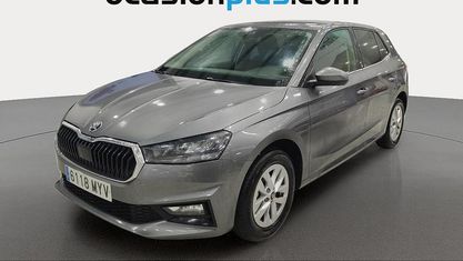 Usado Skoda Fabia Selection 95 HP (69 kW) 2025 Cinzento Citadino