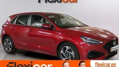 Rojo Usado 2024 Hyundai i30 Berlina | 20.890 € (Precio justo)