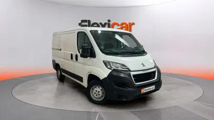 Usado Peugeot Boxer 110 CV (80 kW) 2019 Blanco Van