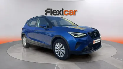 Usado Seat Arona Style 116 CV (85 kW) 2024 Azul SUV