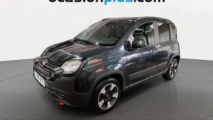 Usado Fiat Panda Cross Cross 70 CV (51 kW) 2023 Utilitario