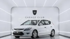 Blanco Usado 2011 Hyundai i30 Classic Berlina | 7199 € (Precio justo)