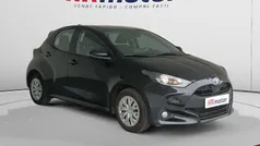 Usado 2022 Toyota Yaris Hybrid Style Berlina | 17.690 € (Buen precio)