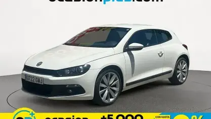 Begagnad VW Scirocco 160 HK (117 kW) 2009 Vit Sportkupé