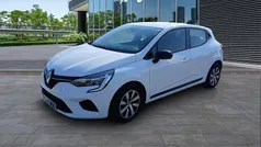 Blanco Usado 2022 Renault Clio V Equilibre Utilitario | 15.400 € (Precio justo)