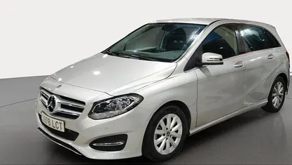 Gris plata Usado 2018 Mercedes B180 Monovolumen | 15.827 € (Super precio)