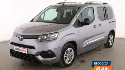 Usado Toyota Proace Verso Active 131 CV (96 kW) 2022 Gris Familiar