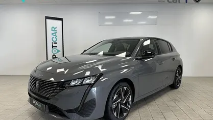 Gris Usado 2023 Peugeot 308 Allure Berlina | 18.290 € (Precio justo)