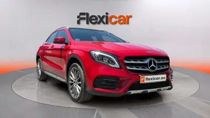 Usado Mercedes GLA200 156 CV (114 kW) 2020 Rojo SUV