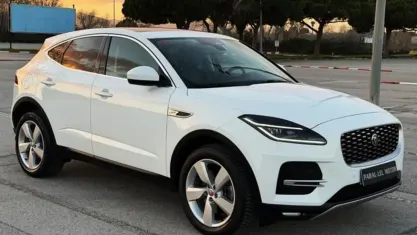Usado Jaguar E-Pace SE 163 CV (119 kW) 2022 Blanco SUV