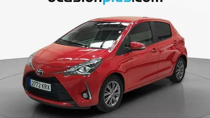 Occasion Toyota Yaris Active 69 PK (50 kW) 2018 Rood Hatchback