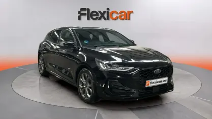 Usado Ford Focus Active 155 CV (114 kW) 2023 Negro Berlina