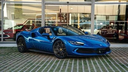 Käytetty Ferrari 296 840 HP (617 kW) 2025 Sininen Coupe - kaksiovinen