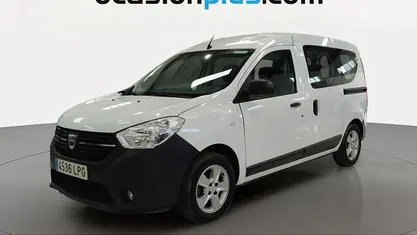 Usado Dacia Dokker Essentiel 95 CV (69 kW) 2021 Blanco Monovolumen