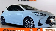 Blanco Usado 2021 Toyota Yaris Hybrid Plus Berlina | 19.490 € (Precio justo)