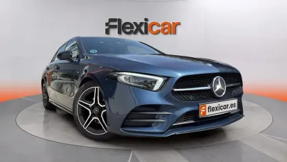 Usado Mercedes A200 150 CV (110 kW) 2021 Azul Berlina
